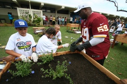 NFL players plant new healthy roots in children’s lives