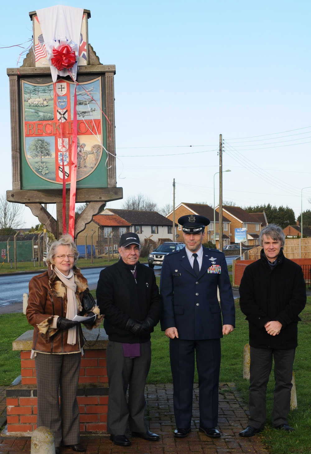 RAF Mildenhall, BAC members unveil new Beck Row sign