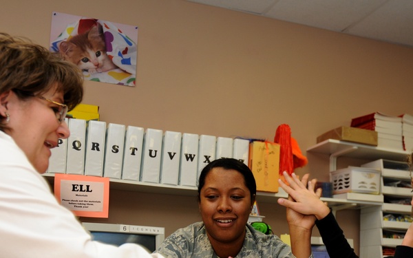 Schriever makes a difference at Peyton Elementary