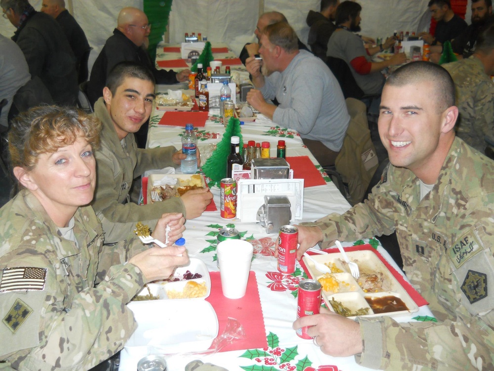 Diehard Soldiers Celebrate Christmas