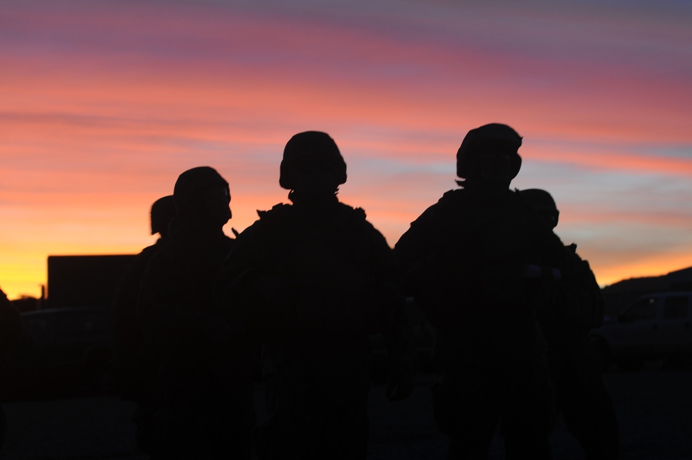 NMCB 3 targets confidence during weapons training