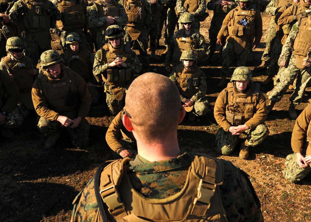 NMCB 3 targets confidence during weapons training