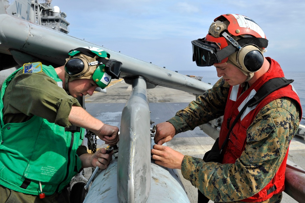 USS Bonhomme Richard