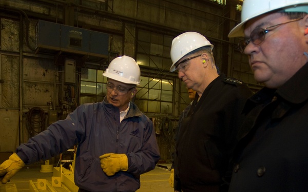 Roughead tours shipyard in Marinette