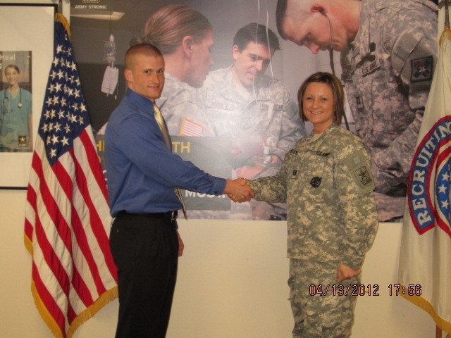 Army welcomes future physician