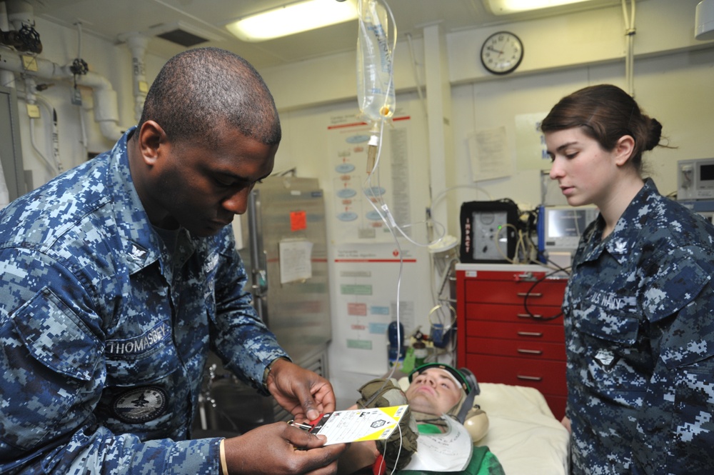 USS George HW Bush conducts training, carrier qualifications