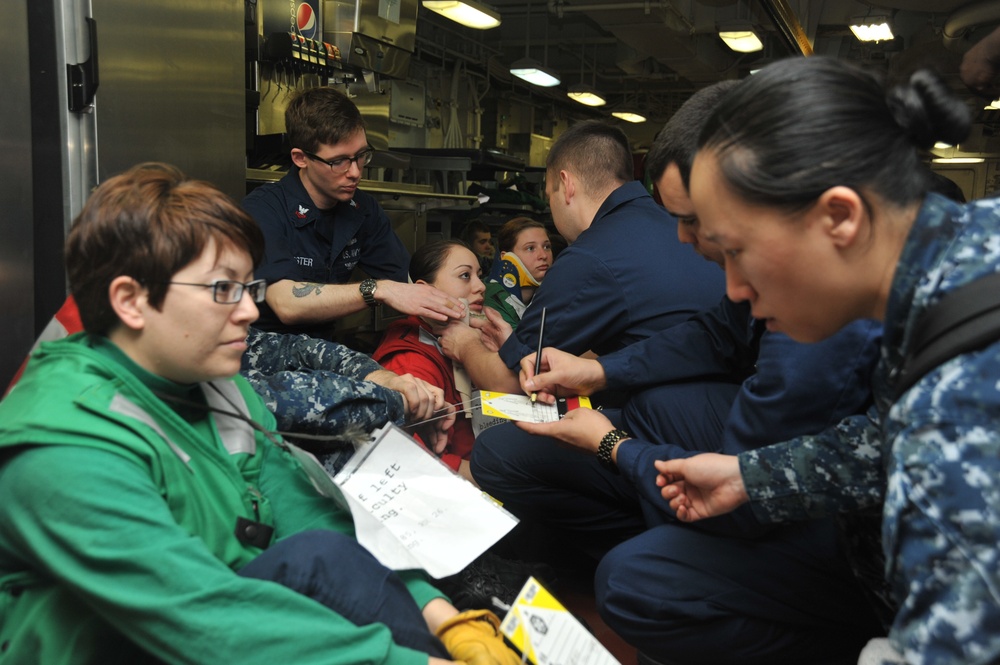 USS George HW Bush conducts training, carrier qualifications