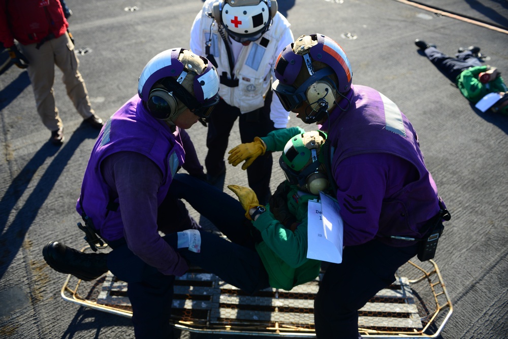 USS George HW Bush conducts training, carrier qualifications