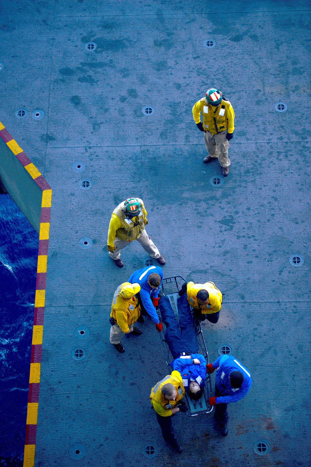 USS George HW Bush conducts training, carrier qualifications