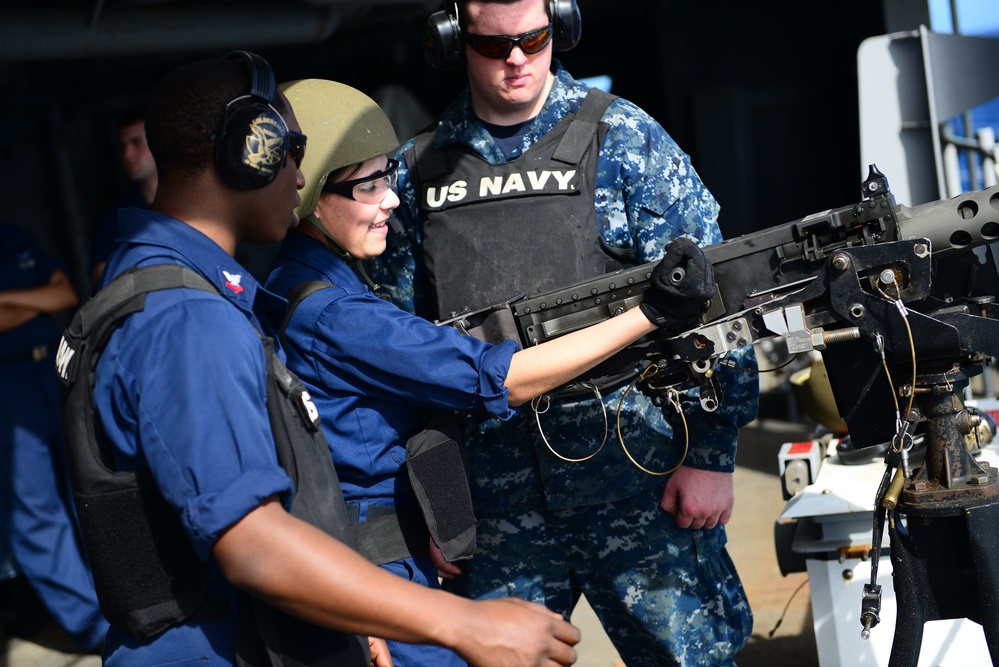 USS George HW Bush conducts training, carrier qualifications