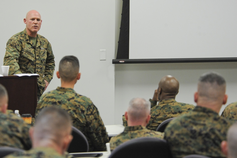 Sgt. Maj. of the Marine Corps helps train sergeant majors