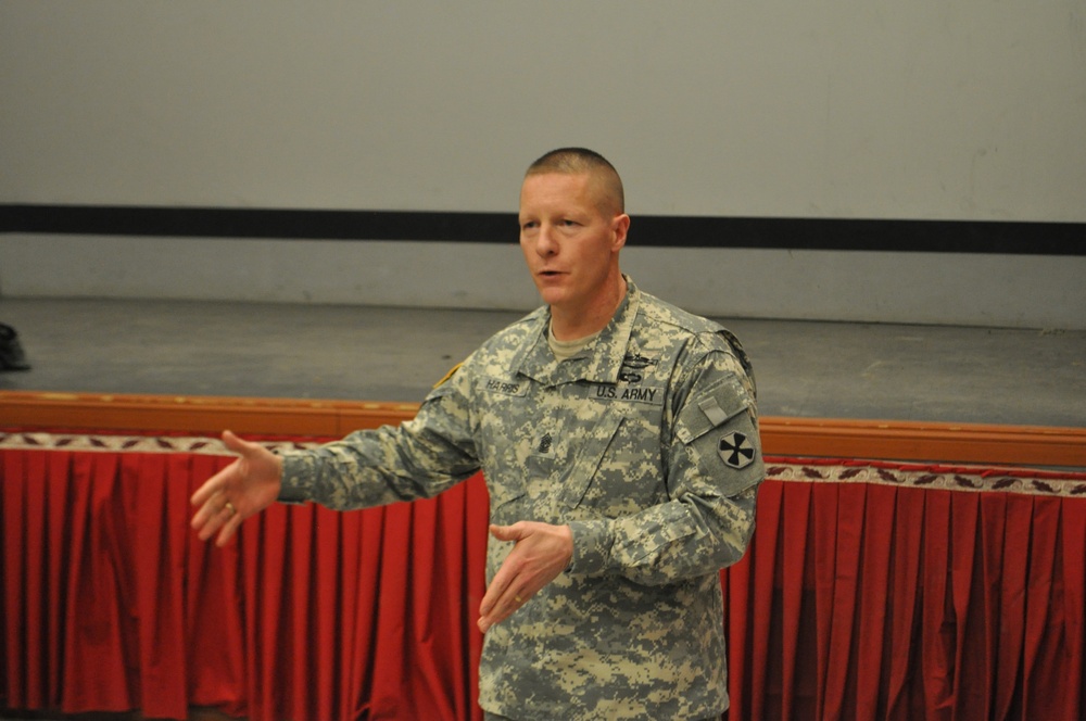 Eighth Army, 2nd ID, 210th command sergeants major speak to leadership