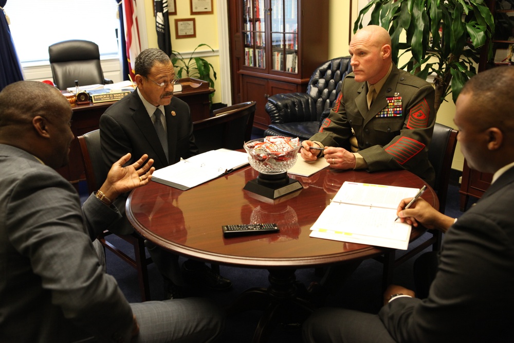 Sgt. Maj. Barrett makes Washington office call