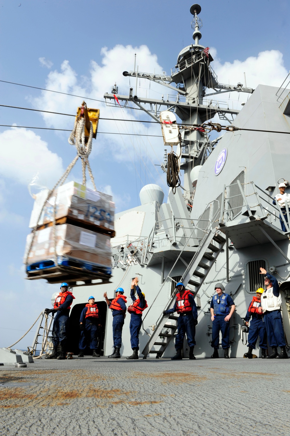 USS Farragut replenishment