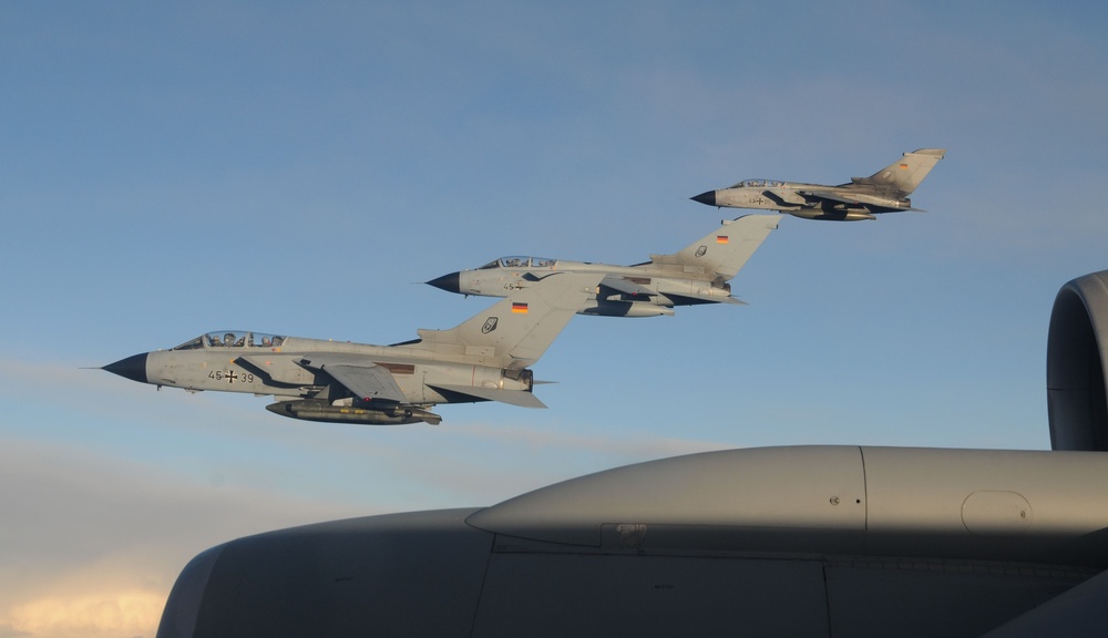 RAF Mildenhall provides fuel for coalition forces