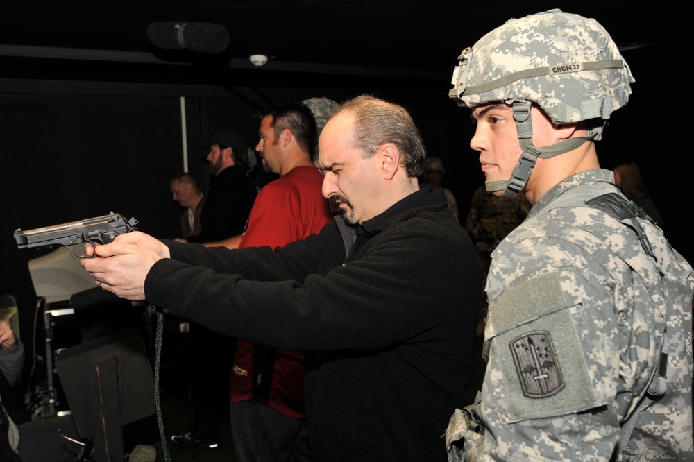 MLB players visit Grafenwoehr/Vilseck military community