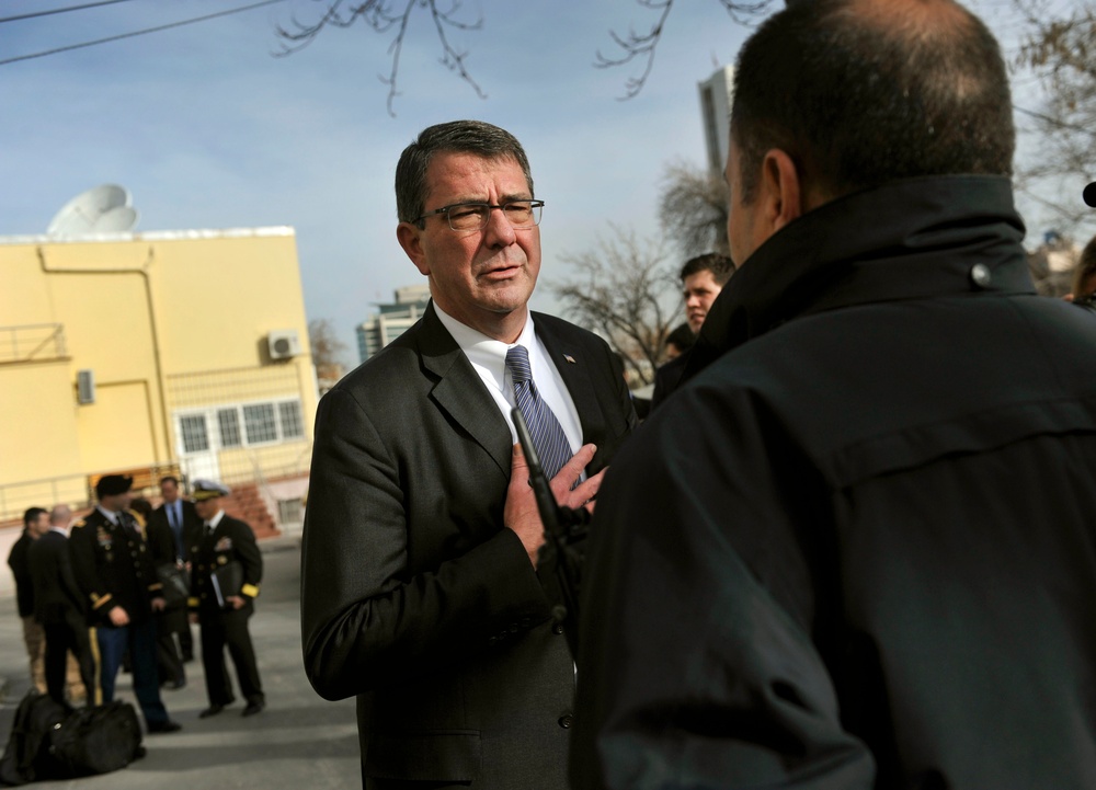 Deputy defense secretary visits Turkey