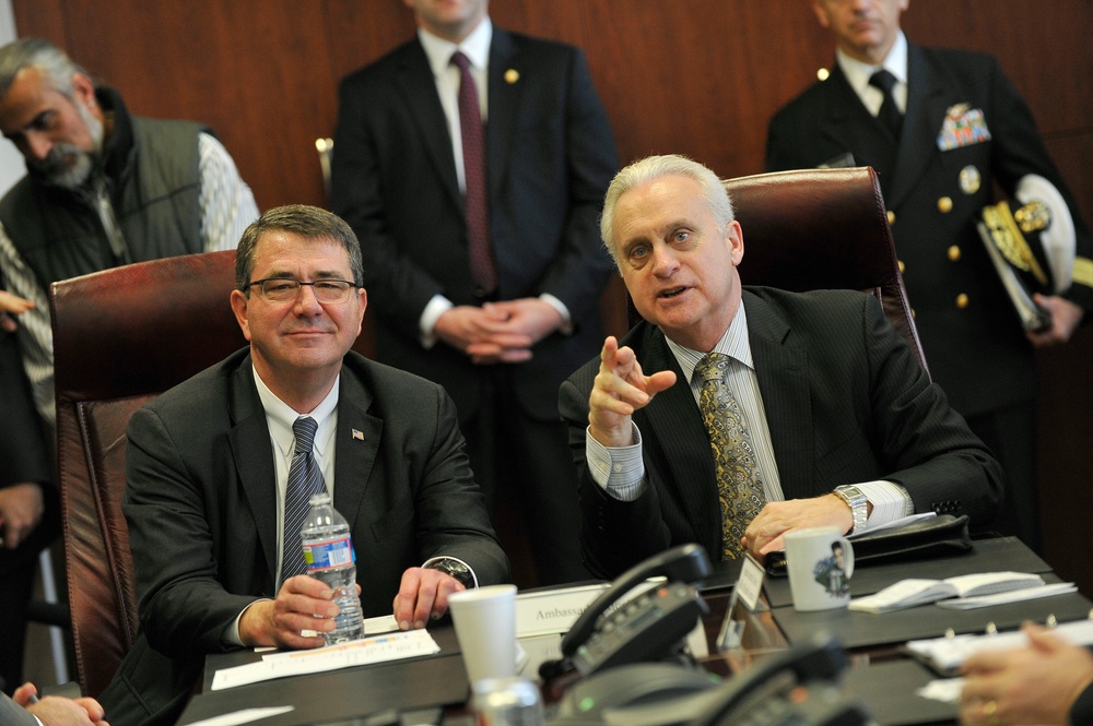 Deputy defense secretary visits Turkey