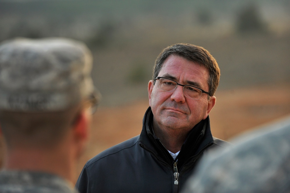 Deputy defense secretary visits Turkey