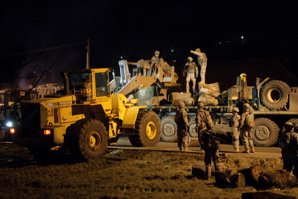 Kosovo Force removes concrete barricades in Rudare