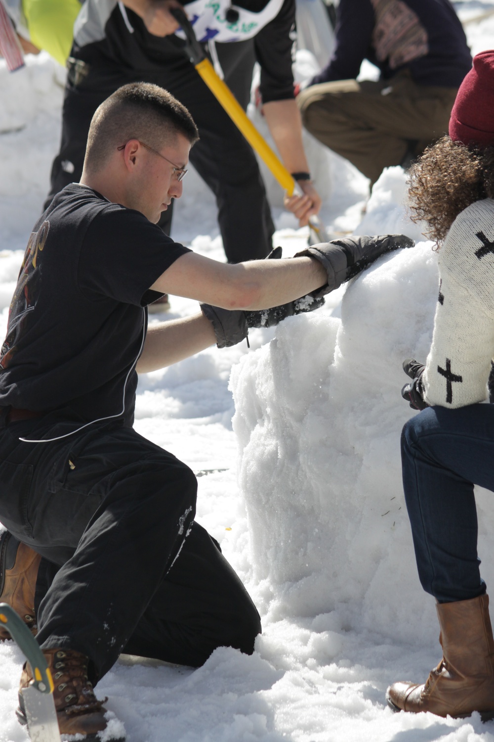 CLC-36 Marines compete in First World Igloo Building Championship