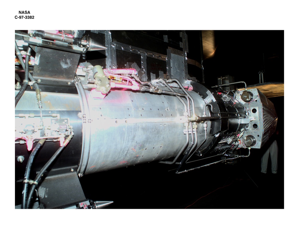 HIGH SPEED RESEARCH 2D INLET POPPET VALVES IN THE 10X10 FOOT WIND TUNNEL