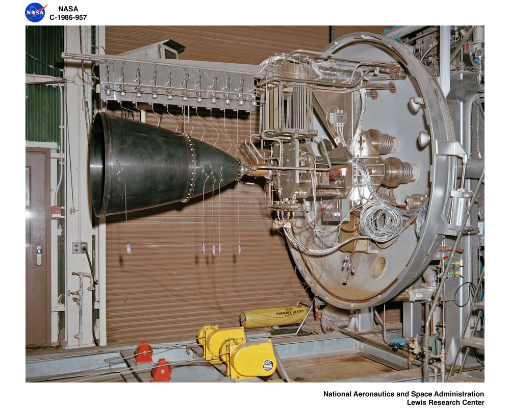 1000:1 ENGINE ASSEMBLY AT ROCKET ENGINE TEST FACILITY RETF