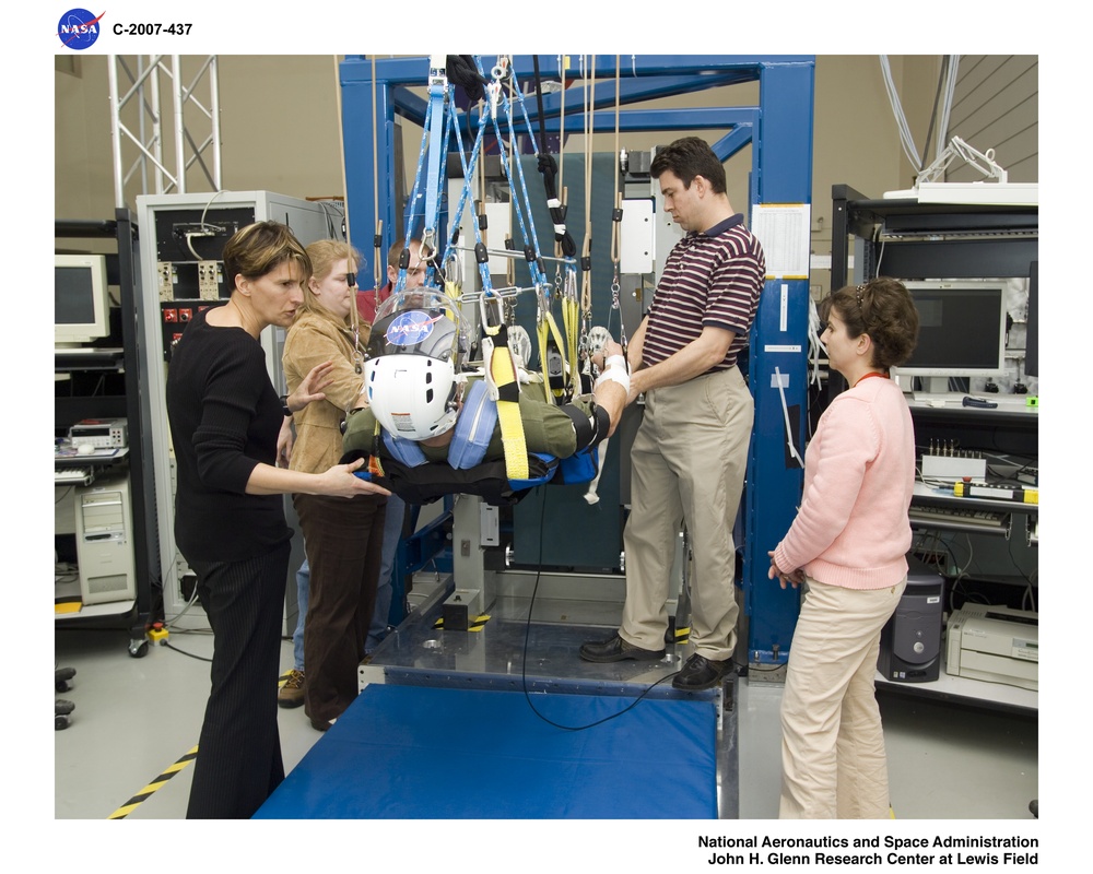 Enhanced Zero gravity Locomotion Simulator (eZLS)