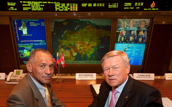 Expedition 21 Docking