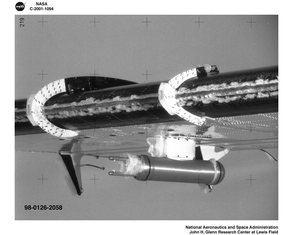 IMAGES FROM THE STEREOGRAPHIC CAMERA SYSTEM ON THE TWIN OTTER AIRPLANE