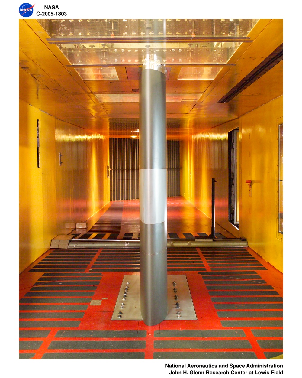 Encounter Duration Performance Sensitivity Test (EDPST) hardware installed in the Icing Research Tunnel (IRT) test section