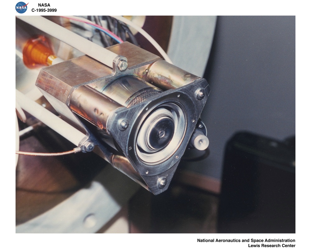 TSNIMASH D-55 ANODE LAYER HALL THRUSTER