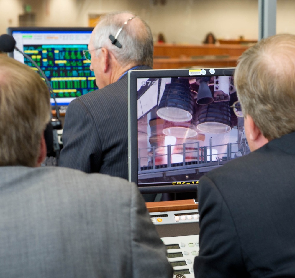 STS-134 Endeavour Launch (201105160008HQ)