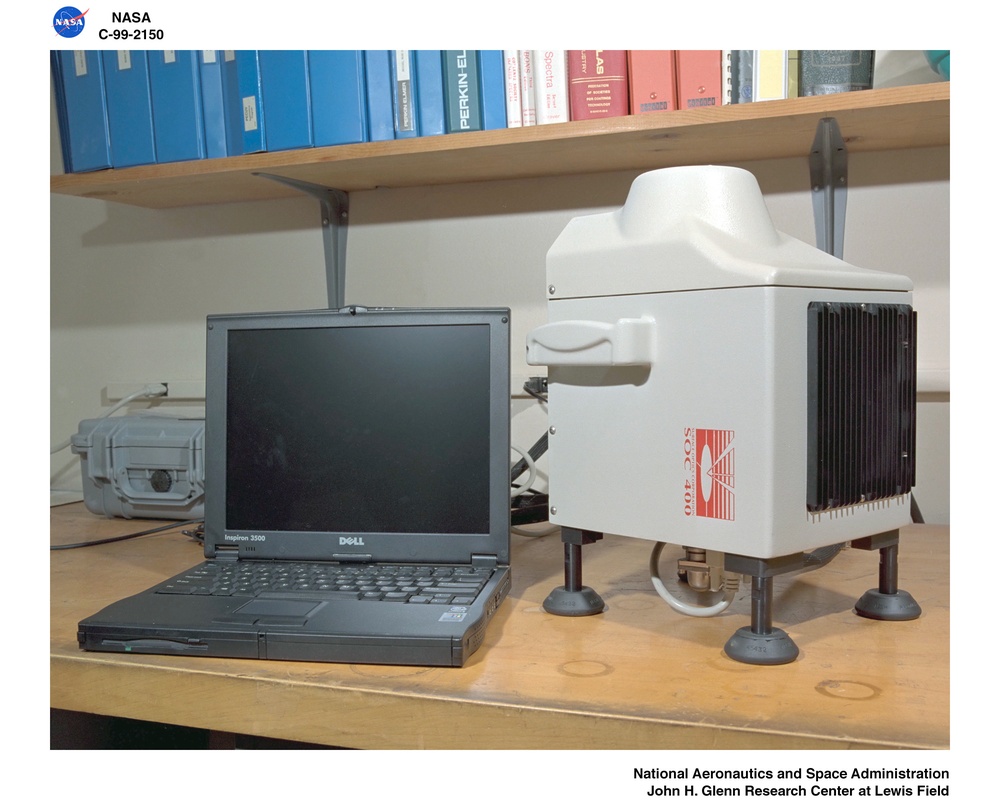 PORTABLE INFRARED REFLECTOMETER