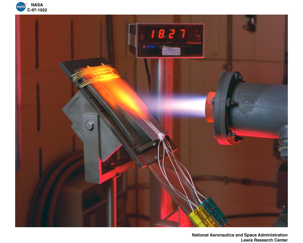 MACH 0.3 BURNER RIG CELL 124 HEATING AND INSTRUMENTED COMBUSTOR PANEL SECTION