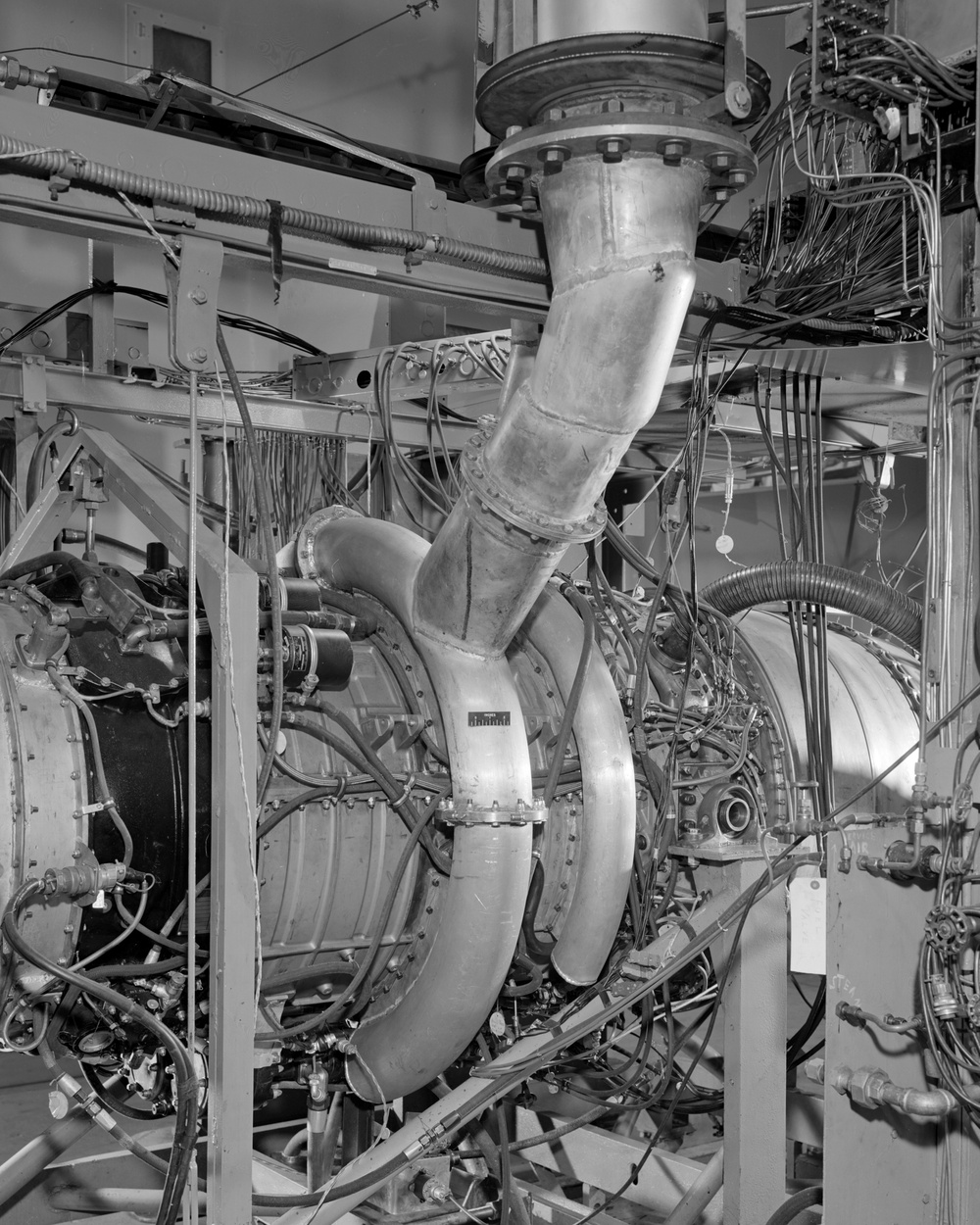 J-65-B3 INTERSTAGE BLEED ENGINE