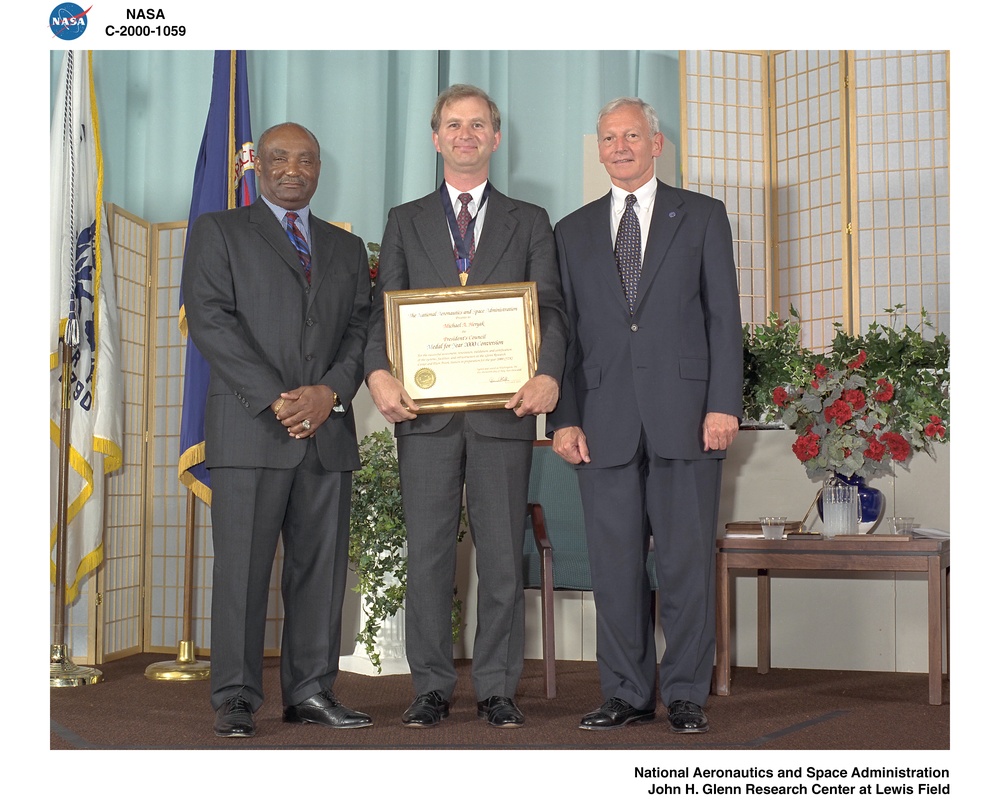 NASA 2000 HONOR AWARDS CEREMONY DON CAMPBELL - MICHAEL HERYAK - GENERAL DAILEY