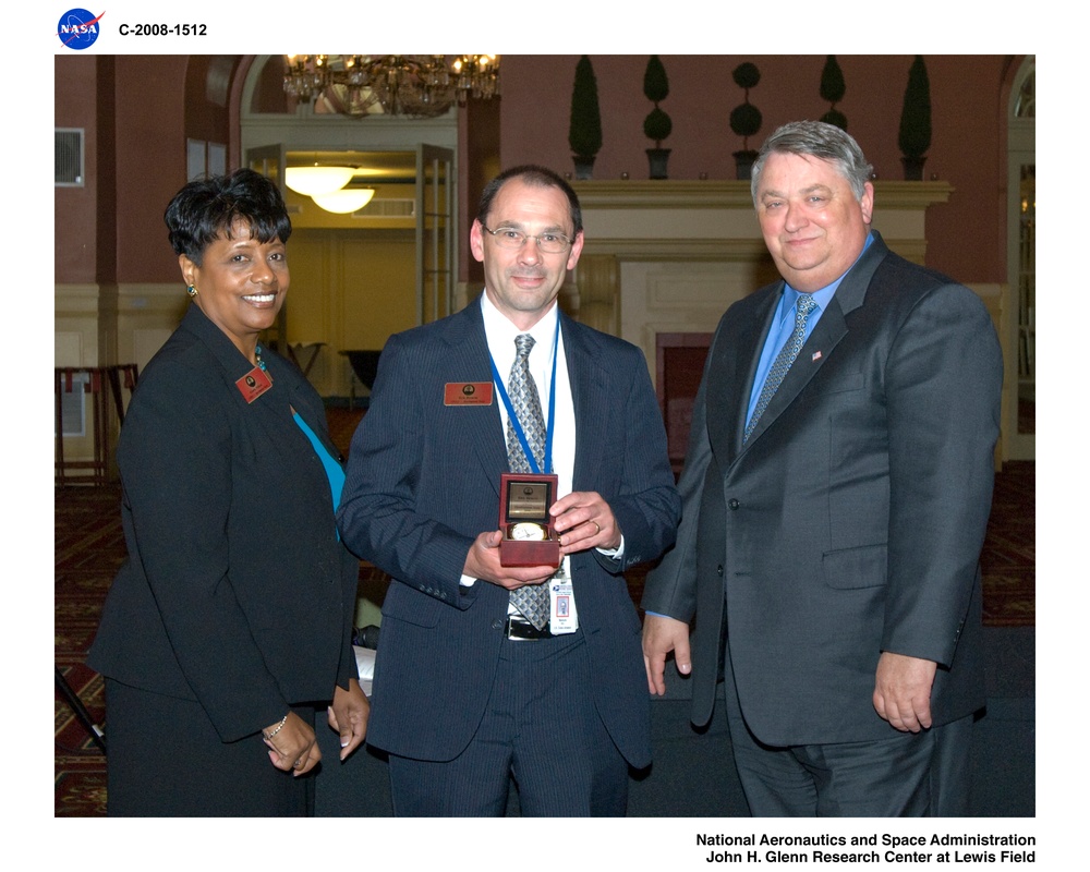 The Cleveland Federal Community Leadership Institute (CFCLI) Class of 2008 Graduation Award Reception