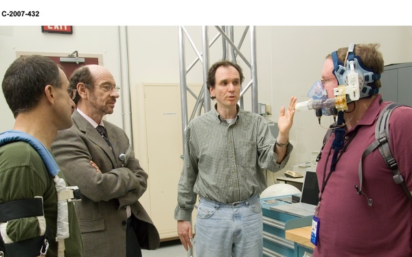 Enhanced Zero gravity Locomotion Simulator (eZLS)