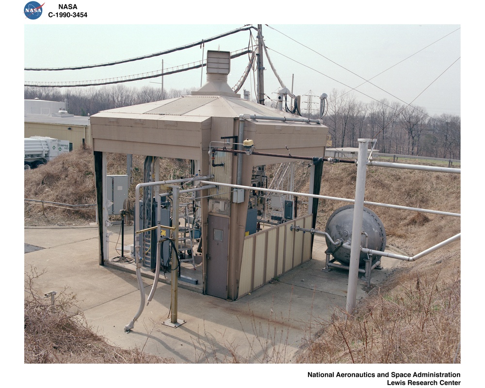 CCL AREA CONTROL ROOM AND OUTSIDE