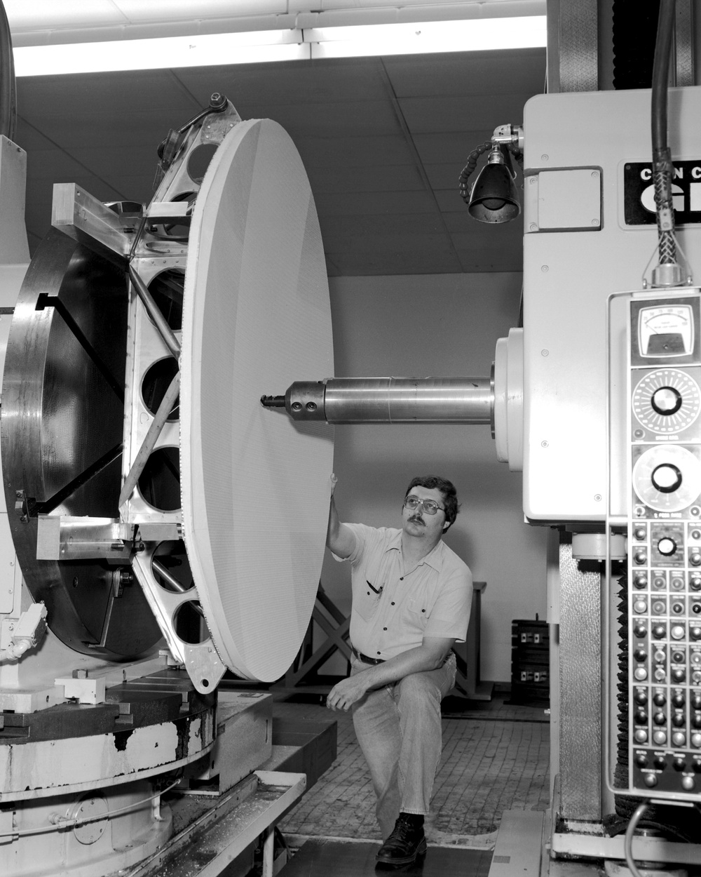 1/2 SCALE REFLECTOR IN MACHINING SET-UP