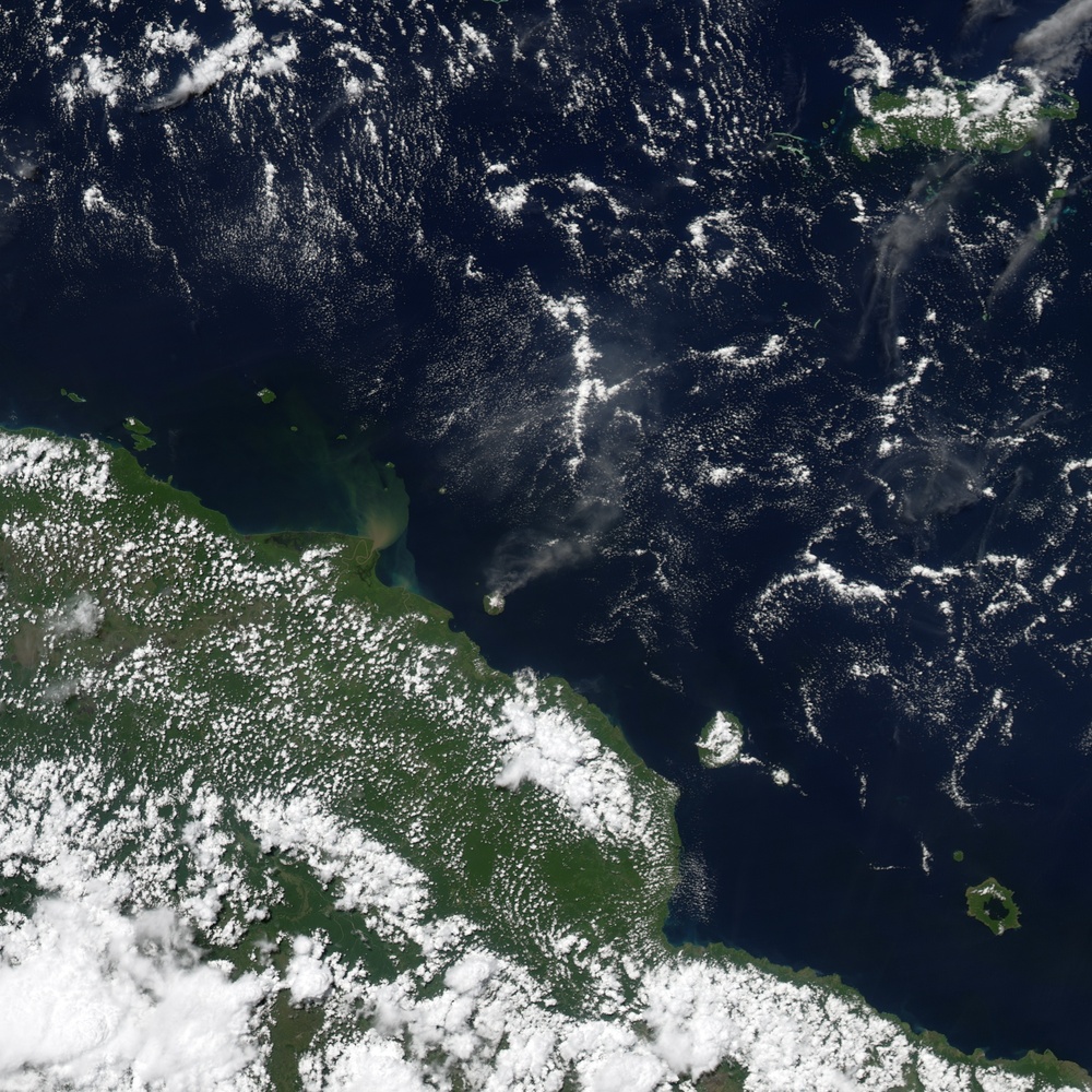 Manam, Papau New Guinea: Natural Hazards