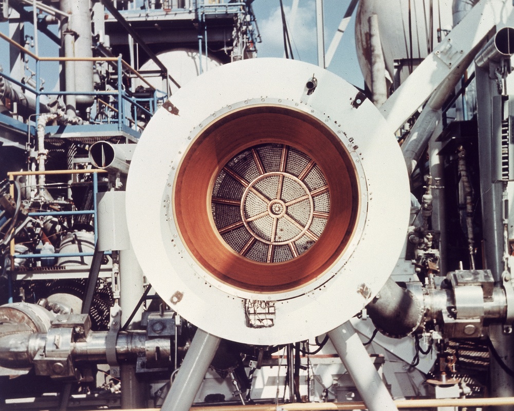 M-1 ROCKET ENGINE