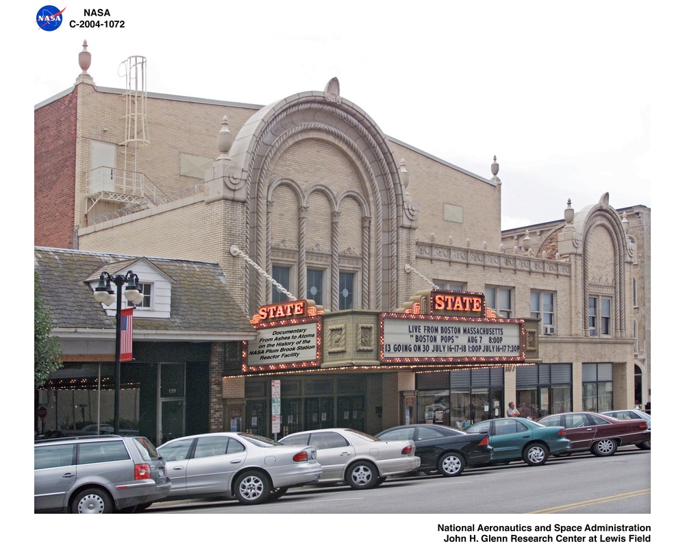 Of Ashes and Atoms video premiere