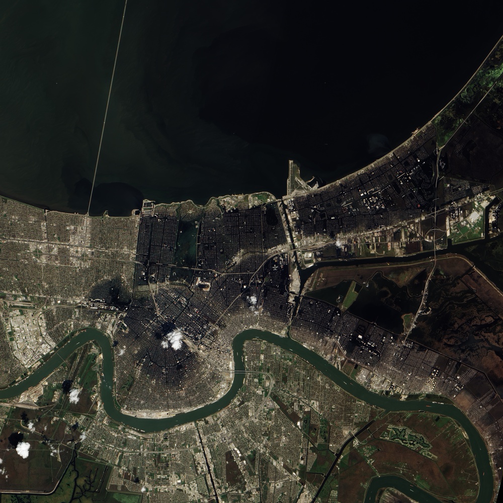 Hurricane Katrina Floods the Southeastern United States: Natural Hazards