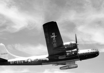 B-29 AIRPLANE FLIGHT TEST WITH TG-180 ENGINE RUNNING