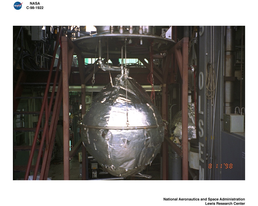 HYBRID THERMAL CONTROL TESTING AT THE SUPPLEMENTAL MULTI LAYER INSULATION RESEARCH FACILITY - SEE ALSO C-1998-1923 THRU C-1998-1941