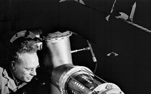 RAM JET MODEL AND BURNER LINER