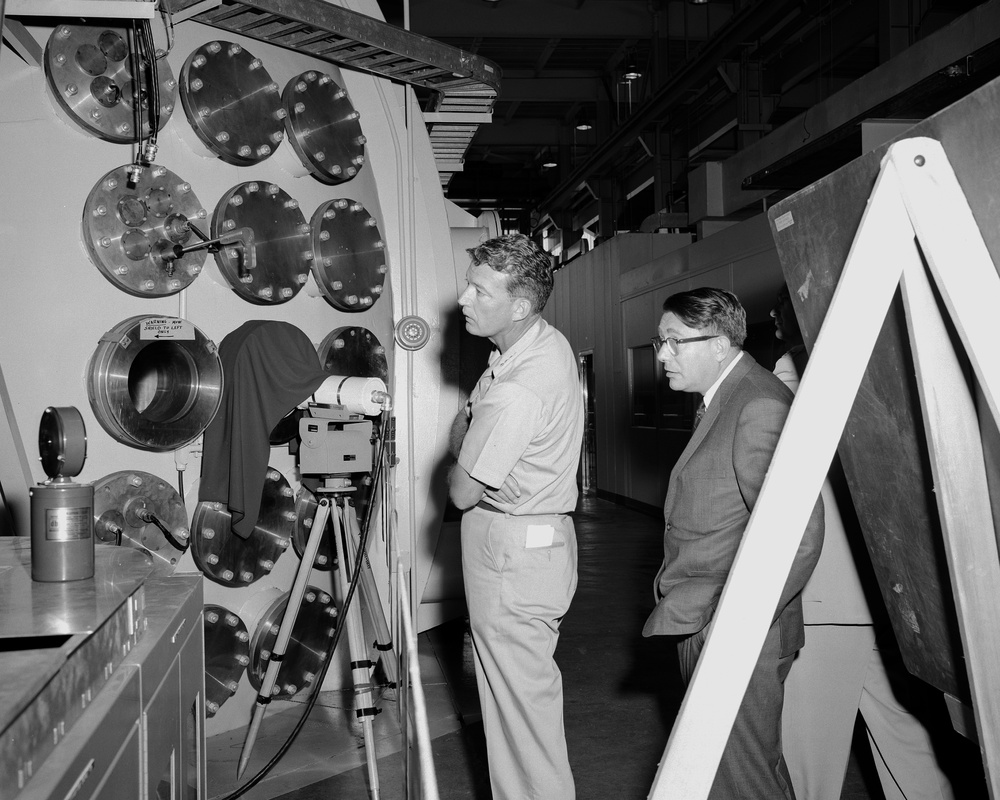 VISIT TO WOLFGANG MOECKEL NASA BY COLONEL B W MARSCHNER - COLONEL C G MATHISON - GENERAL B A SCHRIEVER - DR ABE SILVERSTEIN NASA WITH ION ENGINE IN THE ELECTRIC PROPULSION LABORATORY EPL
