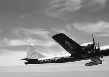 B-29 AIRPLANE FLIGHT TEST WITH TG-180 ENGINE RUNNING